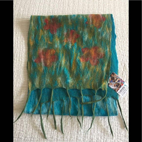 Hamro Accessories - NWT Hamro felted wool scarf handmade in Nepal